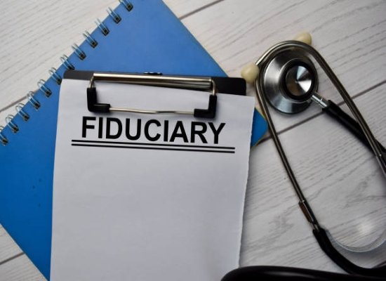 Broker vs Fiduciary What are the Differences-Fiduciary